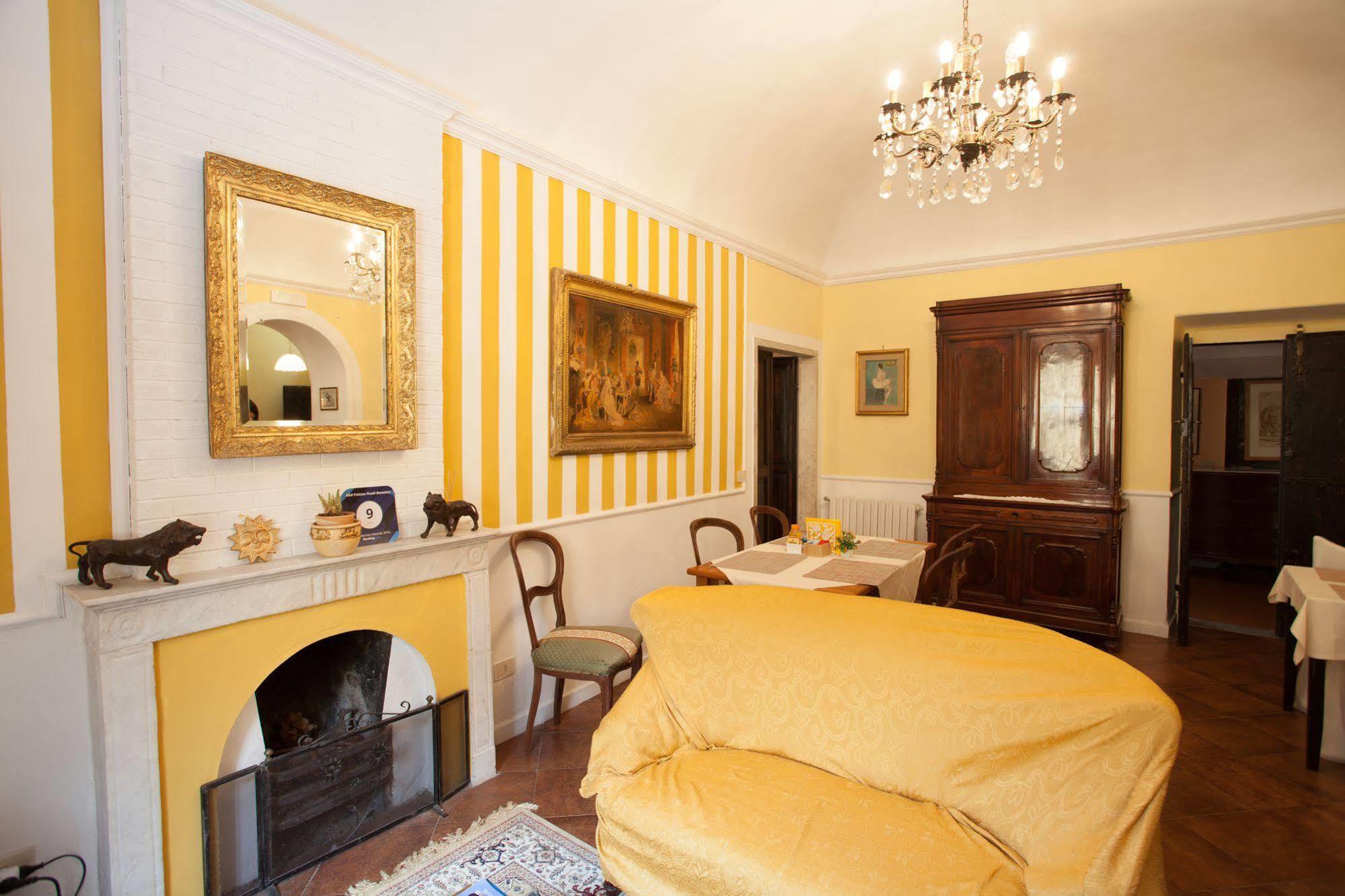 Corte Palazzo Picedi Benettini Sarzana Exterior photo